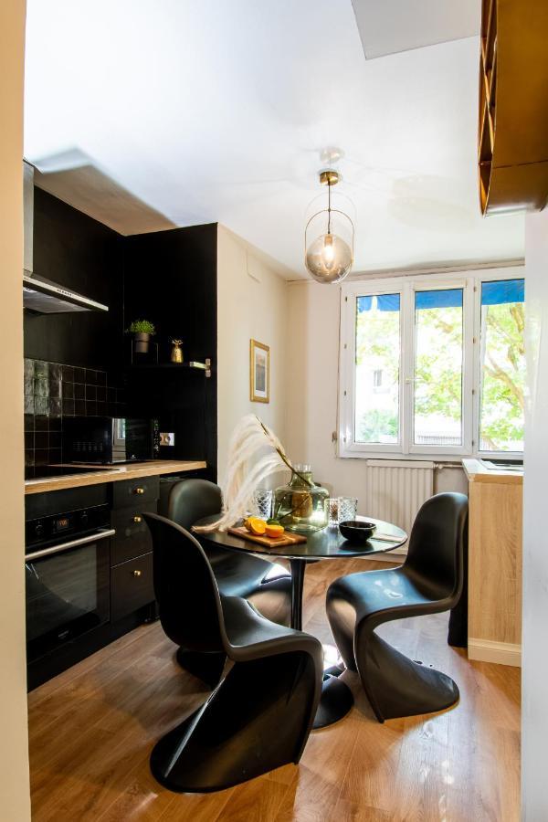 Suite Madison Villeurbanne Eksteriør bilde